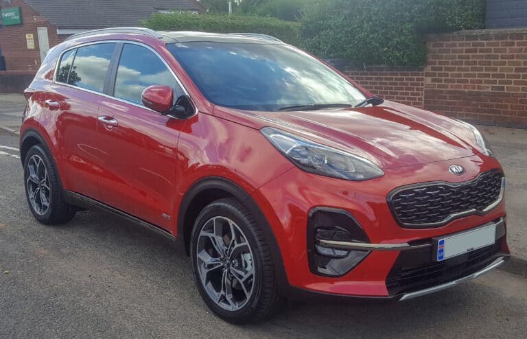 2018_Kia_Sportage_GT-Line_S_facelift_Front-min